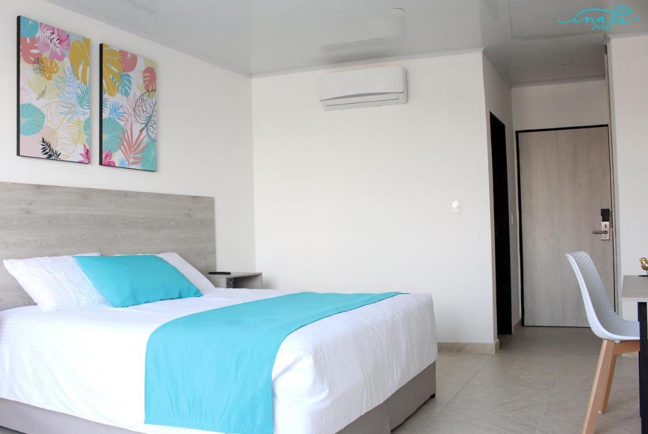 Hotel Inara Жирардо Екстер'єр фото