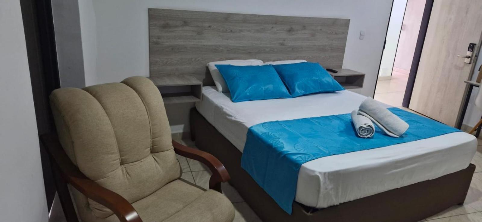 Hotel Inara Жирардо Екстер'єр фото